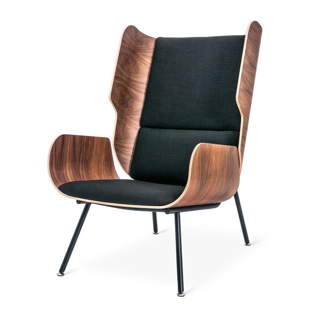Gus* Modern Elk Chair