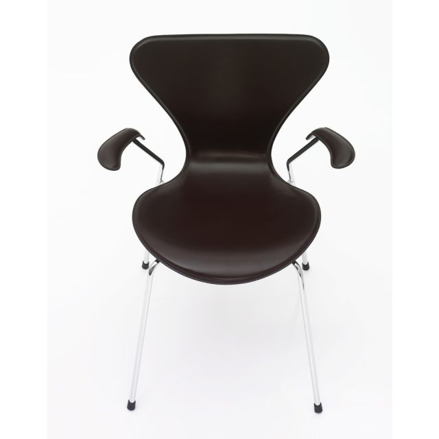 Fritz Hansen Series 7™ Armchair (Fully Upholstered)