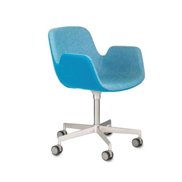 Lapalma Pass S134 Swivel Base Lounge Armchair with Castors
