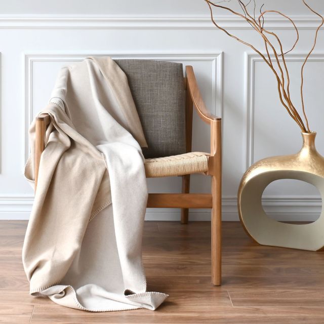 St. Geneve Patrizia Blanket